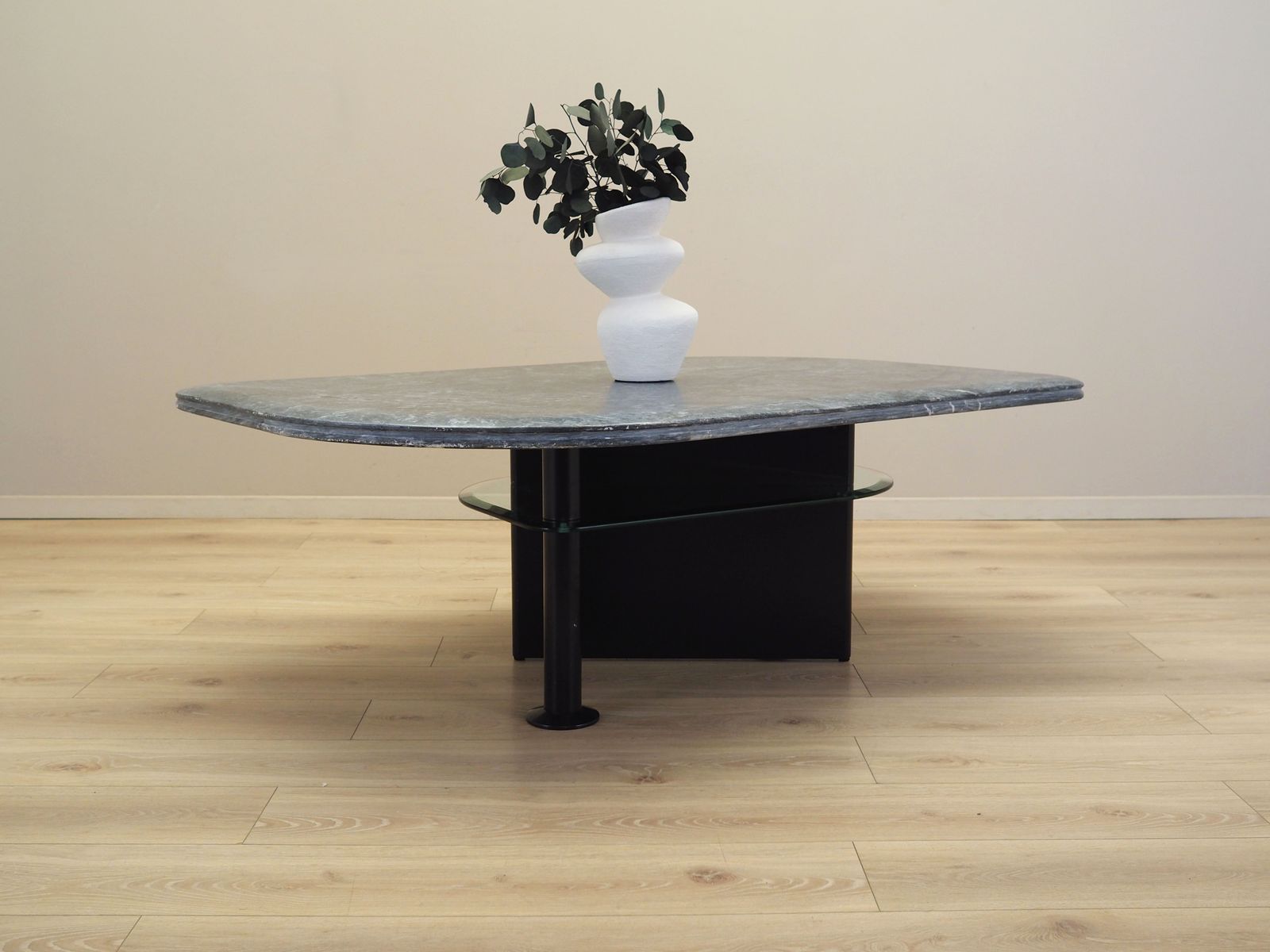 Coffee Table, Italian Design, 1980s, Production: Italy photo for sale