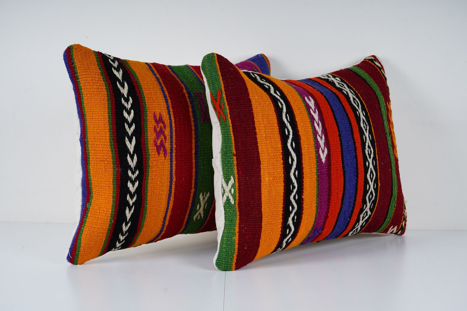 Set Of Two Turkish Kilim Pillow, Pair Throw Pillow, Tribal Oblong Cushion Cover, Matching Sofa Tribal Pillow photo Textiles