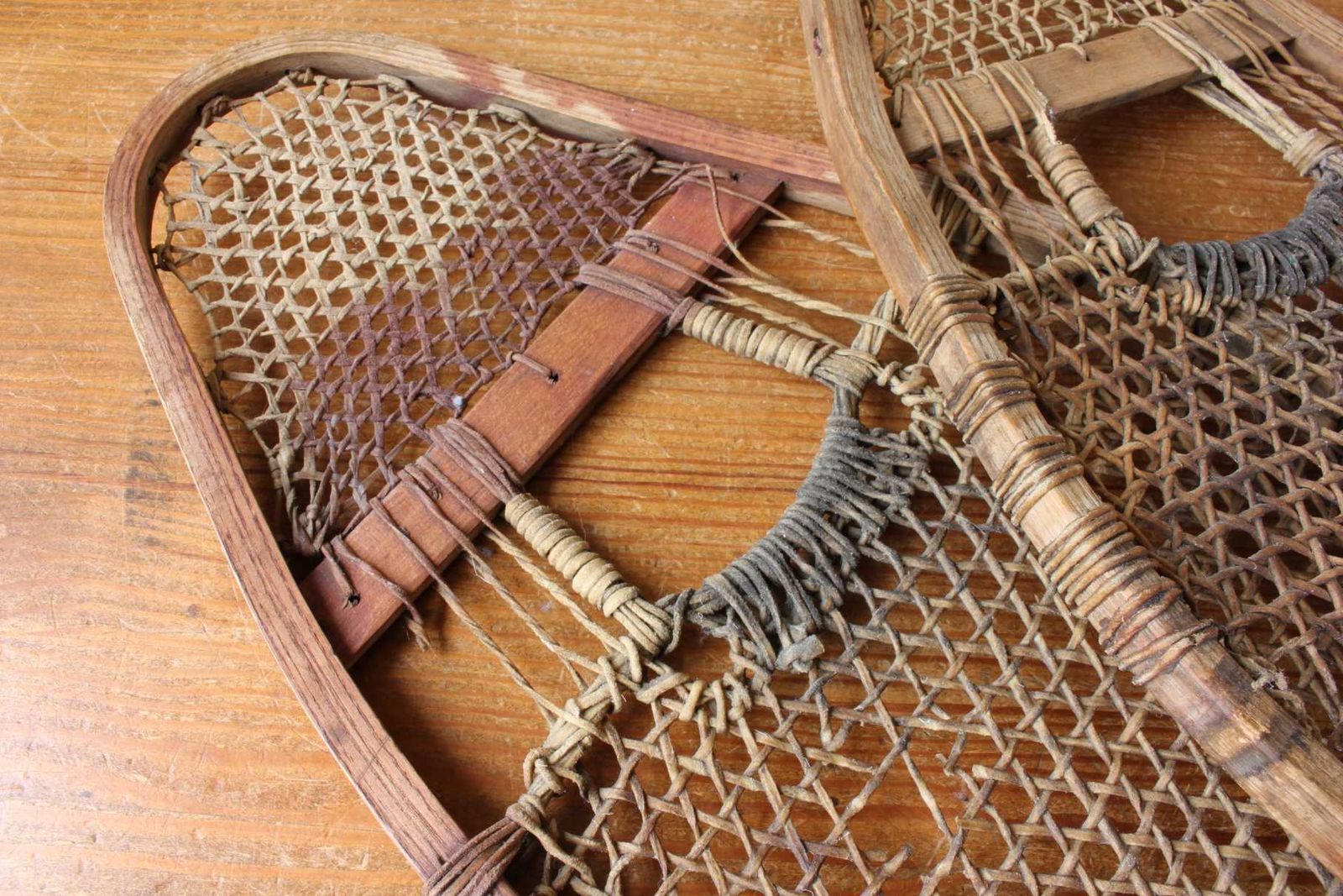 photo vintage Antique Pair Of Native American Indian Pom Pom Snowshoes. Ski Lodge.