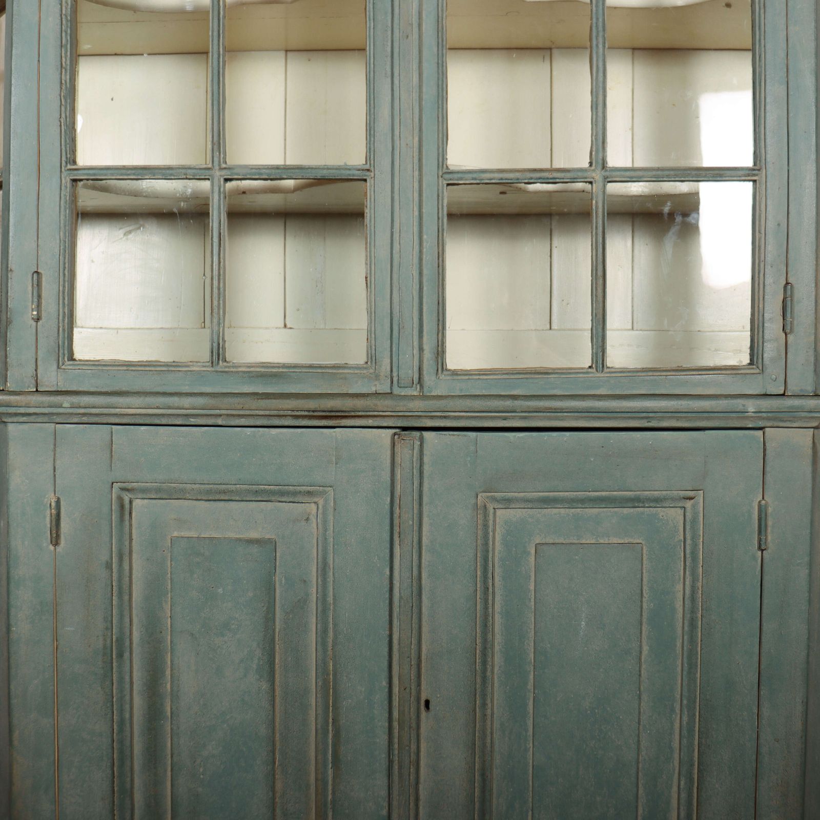 Dutch Glazed Cabinet, 1800s, Antique photo vinterior
