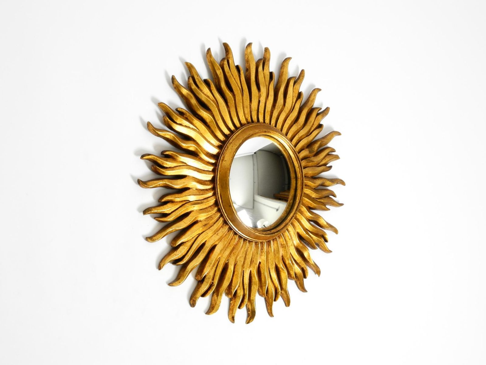 Grote Mid Century Sunburst Kovex Wandspiegel Van Hout En Resin, Verguld photo furniture