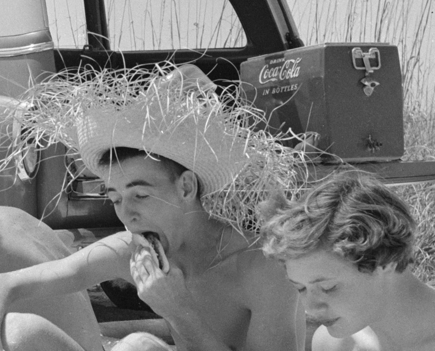 Slim Aarons Spring Break, 1950s   Bonita Springs Palm Beach Florida Students Spring Break photo 2800.0
