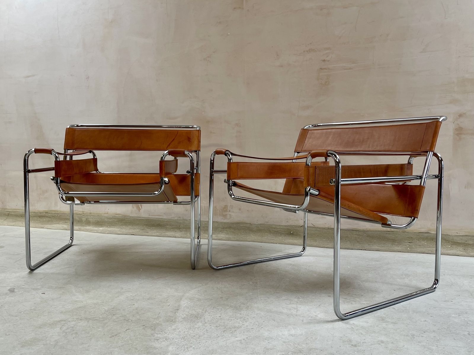 photo vinterior Wassily B3 Chair. Pair. By Fasem Not Knoll For Marcel Breuer. Brown Tan Leather And Chrome Bauhaus Lounge Club Accent Chairs.
