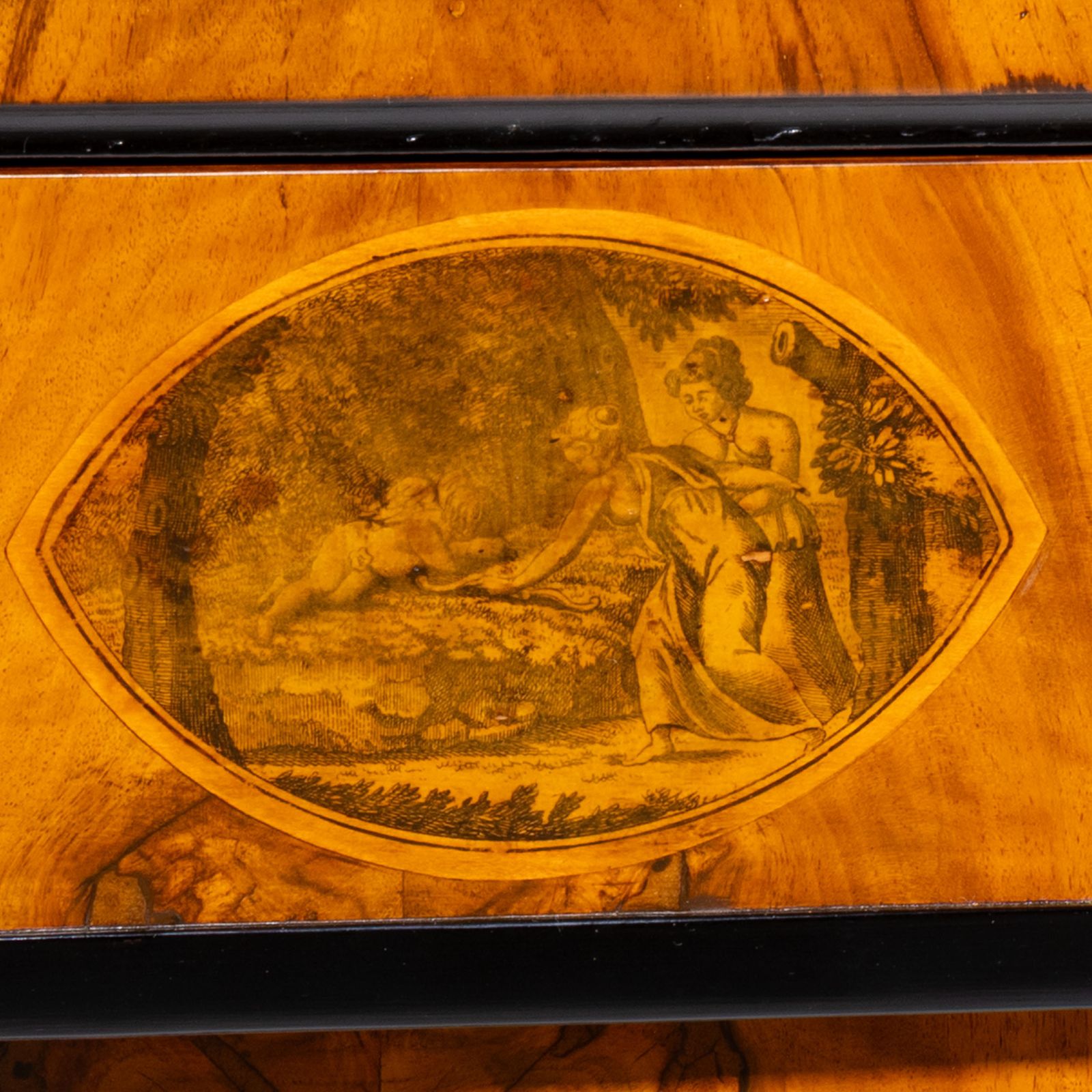 photo furniture Ladekast Met Transferdecoratie, Zuid Duitsland, Ca. 1820