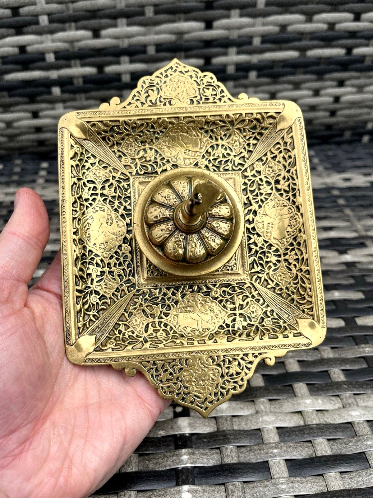Top Quality Asian Indian Turkish Figural Brass Inkwell Liner Pot Antique Vintage