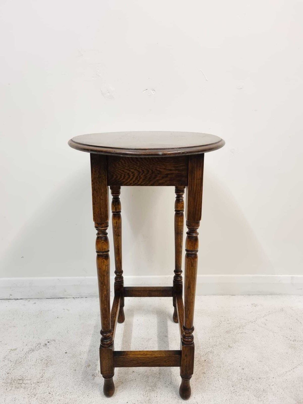 photo furniture Antique Oak Side Occasional Oval Hall Table / Wine Table / C1900 / Free Delivery