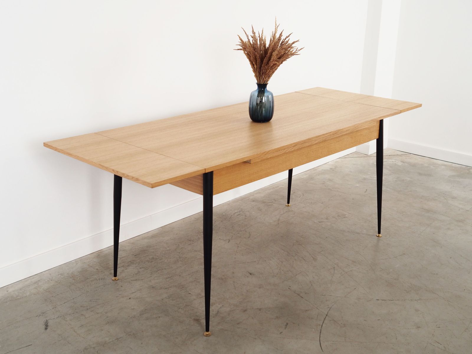 Oak Folding Table, Italian Design, 1980s, Manufacture: Italy photo vinterior