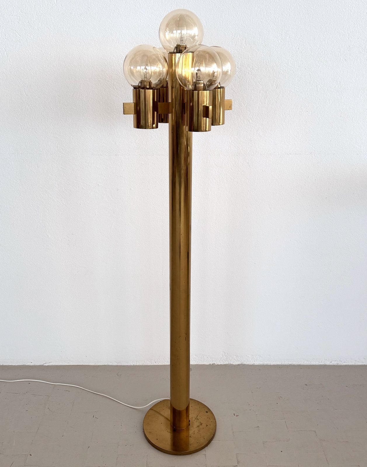 Mid Century Hans Agne Jakobsson Brass Floor Lamp With 5 Glasses photo vinterior