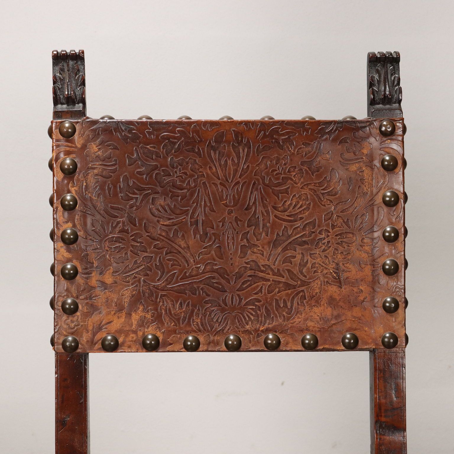 Antique Baroque Chair Carved Walnut Italy XVIII Century photo Furniture