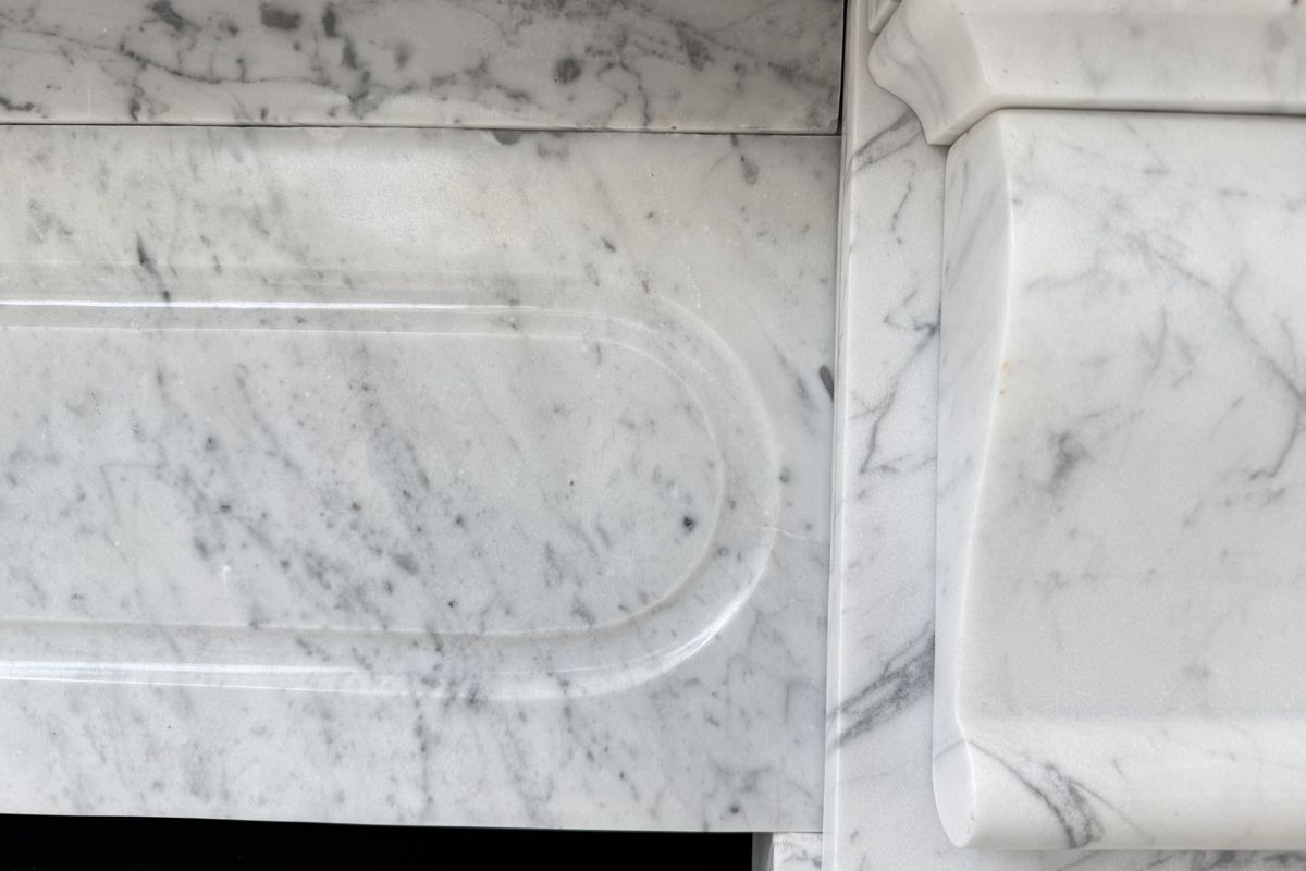 photo furniture Antique Victorian Corbelled Carrara Marble Fireplace Surround