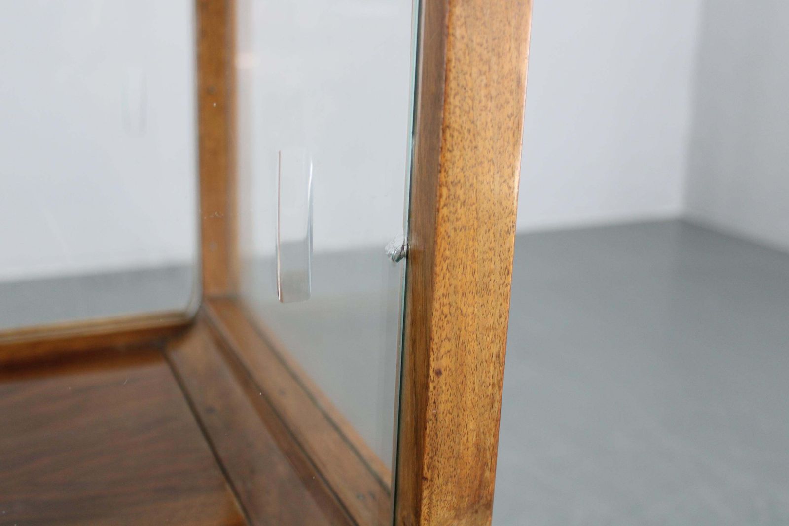 photo furniture 1930s Art Deco Walnut Serving Cart, Czechoslovakia