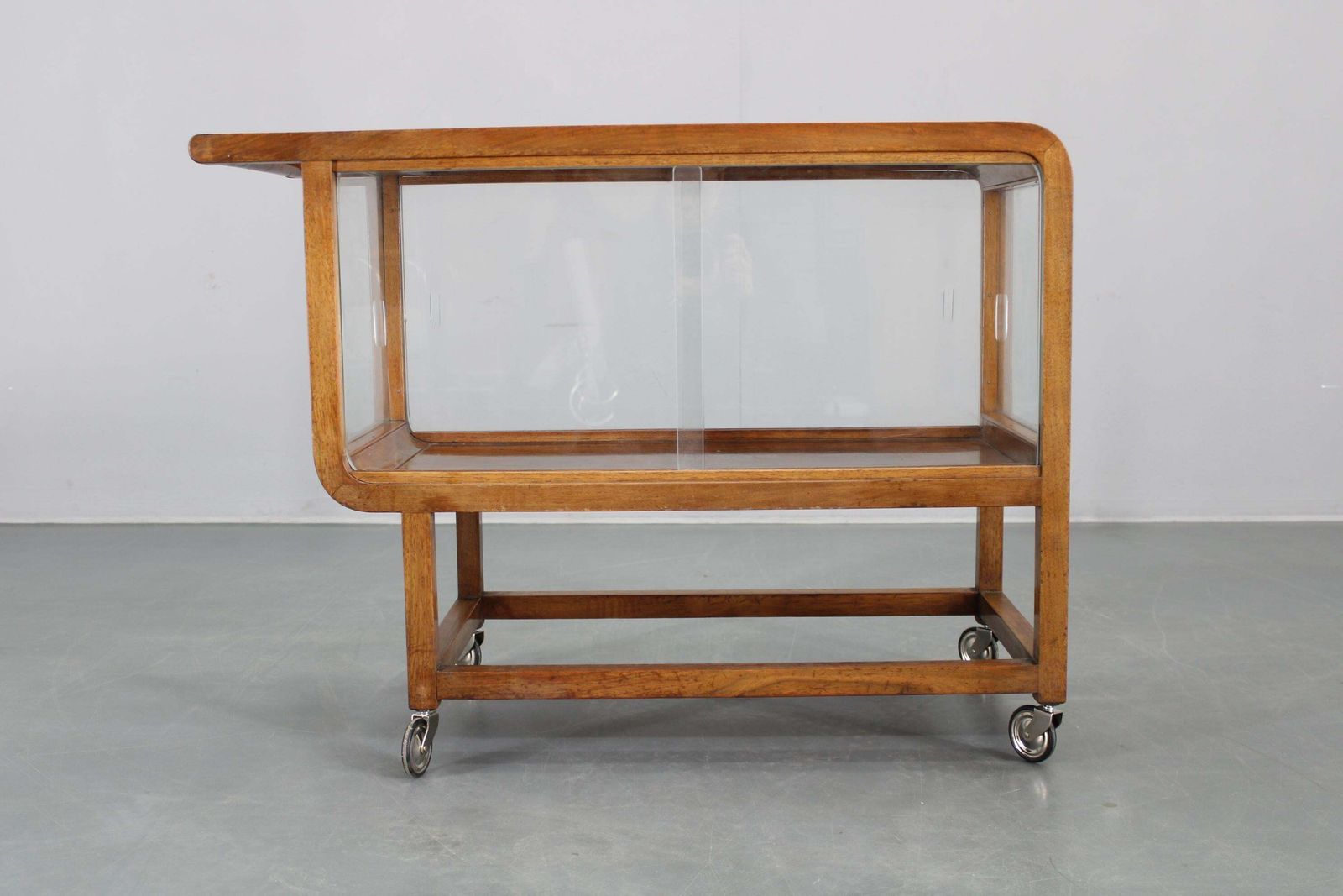 photo vinterior 1930s Art Deco Walnut Serving Cart, Czechoslovakia