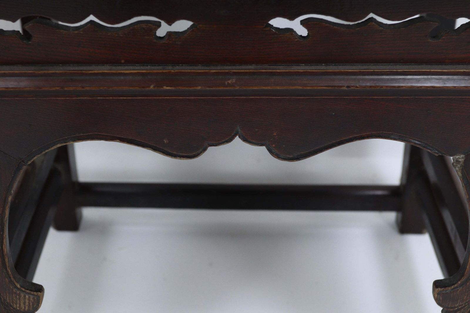 Mid 19th Century Chinese Elm 'Yoke Style' Chair photo vinterior