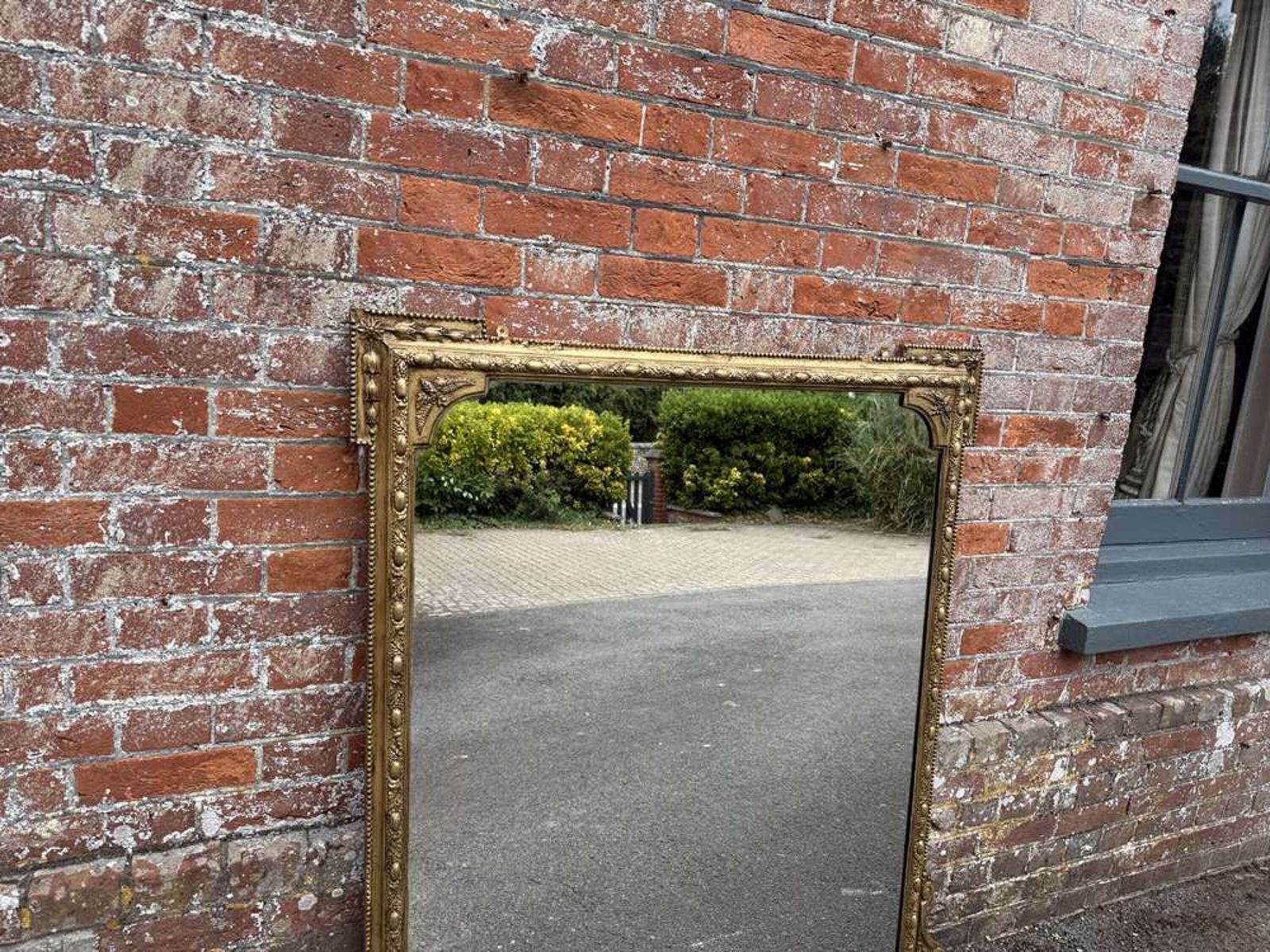 A Superb Large Antique English 19th Century Carved Wood & Gesso Gilt Overmantle Mirror. photo vinterior