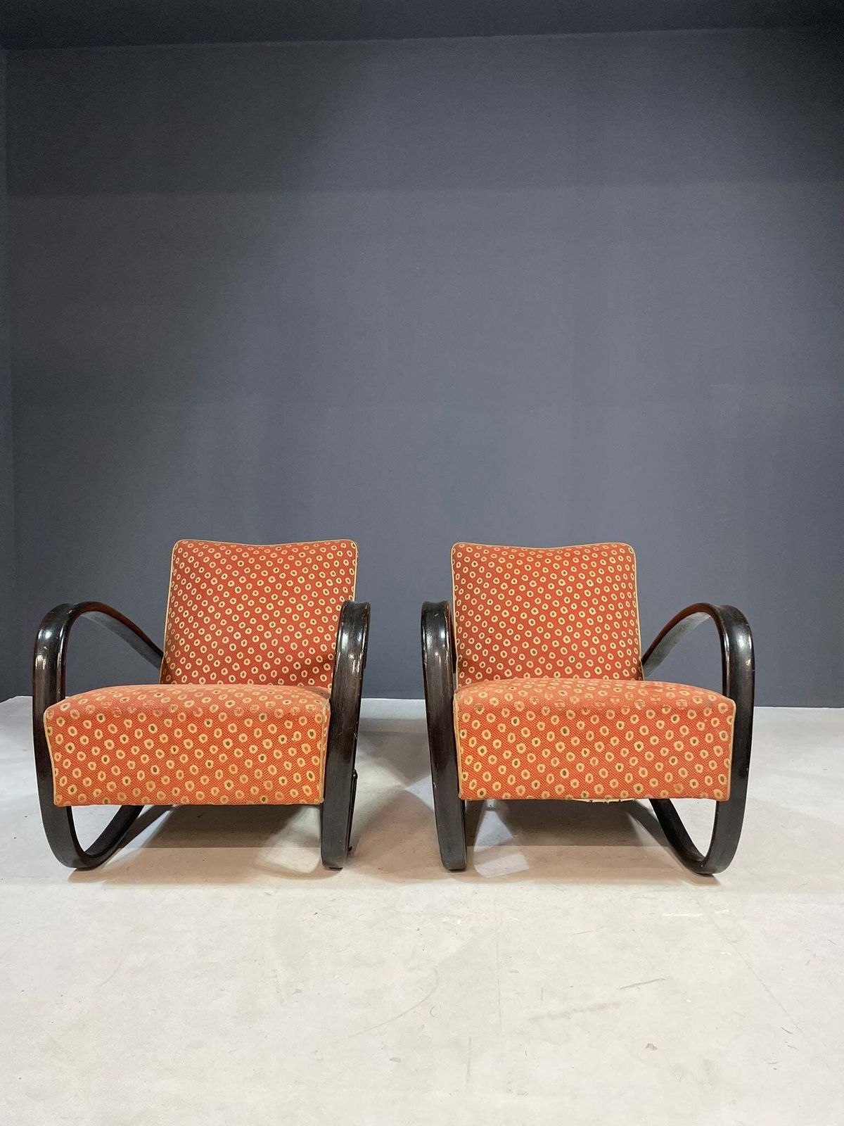 Your20th Pair Of H269 Lounge Chairs By Jindřich Halabala, Czechoslovakia, 1930s Rs. 468,100.00