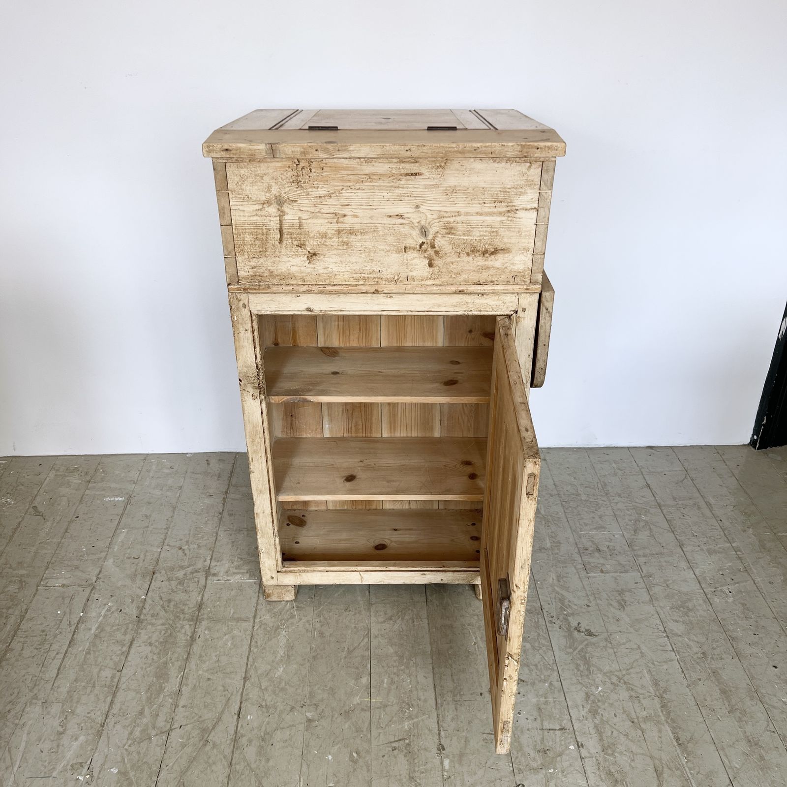 Late 19th Century Pine School Lectern photo 395.0