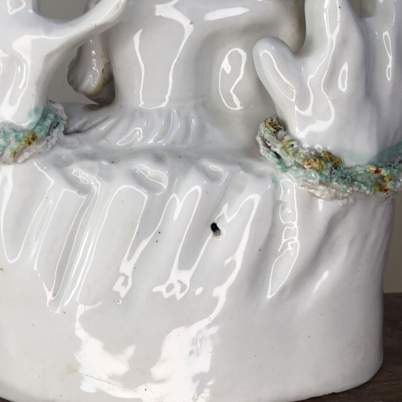 Victorian Staffordshire Flat Back, Lovers In A Bower, An Older Version Of This Romeo And Juliet Design From 1860’s. Lovely Condition. photo vintage