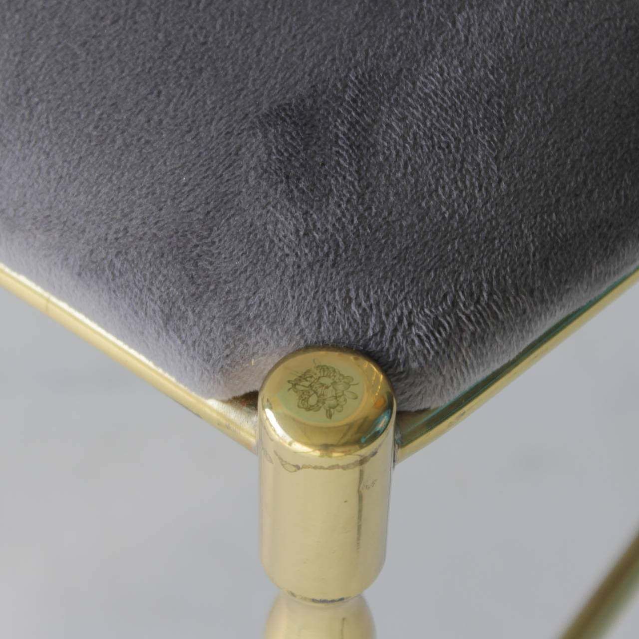 photo furniture Pair Of Brass Italian Chiavari Chairs