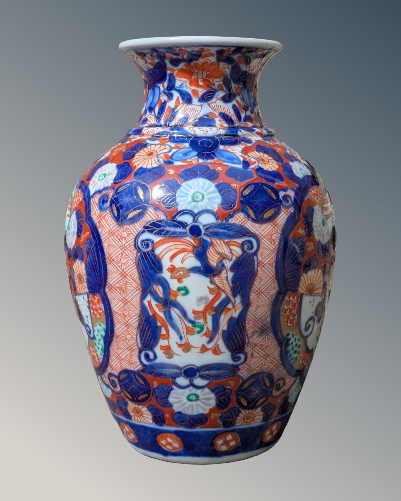 Antique Japanese Imari Vase photo furniture