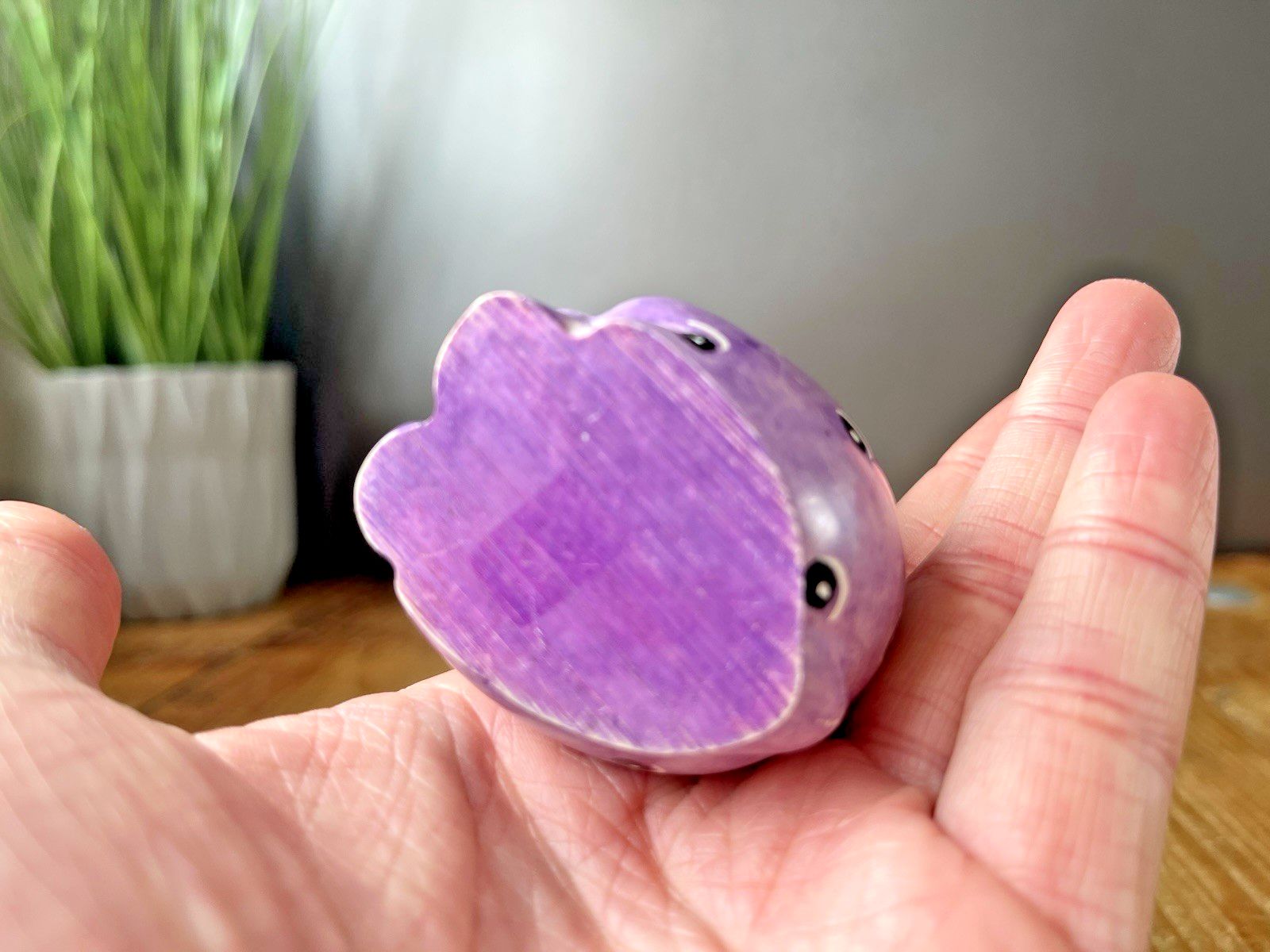 Carved Alabaster Stone Zuni Fetish Spotted Purple Dotted Bunny Rabbit Ornament photo vinterior