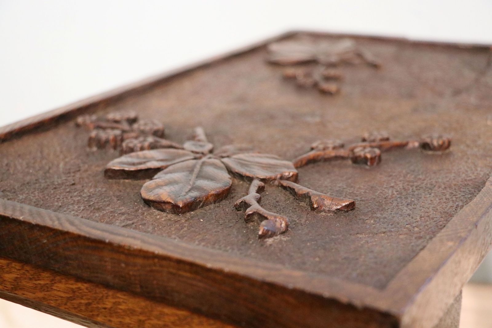 photo vinterior A Unique And Lovely Side Late 19th Century Oak Side Table The Top Beautifully Hand Carved  Bramble And Blackberry Decoration.