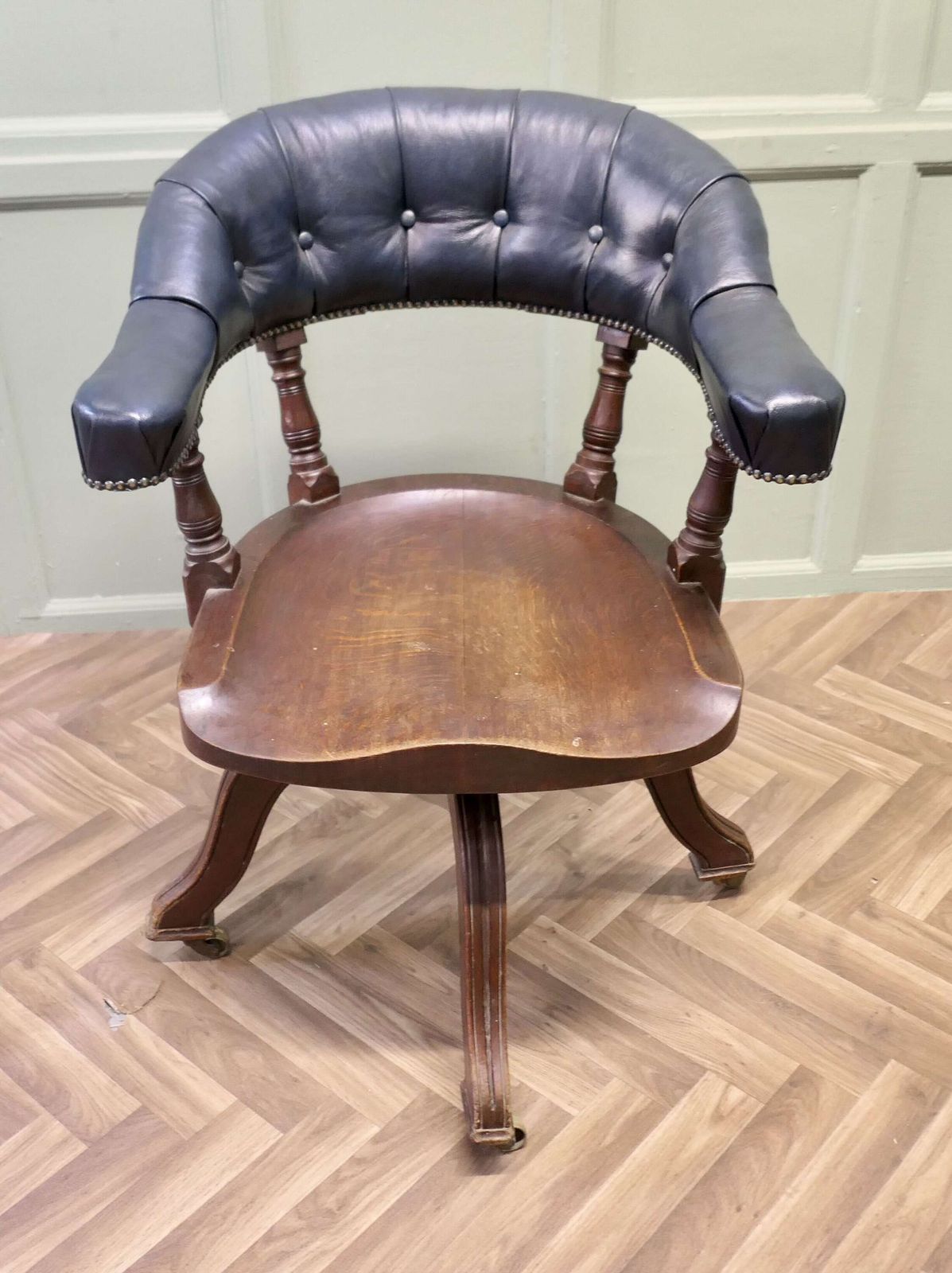A Superbly Comfortable 19th Century Swivelling Desk Chair photo for sale