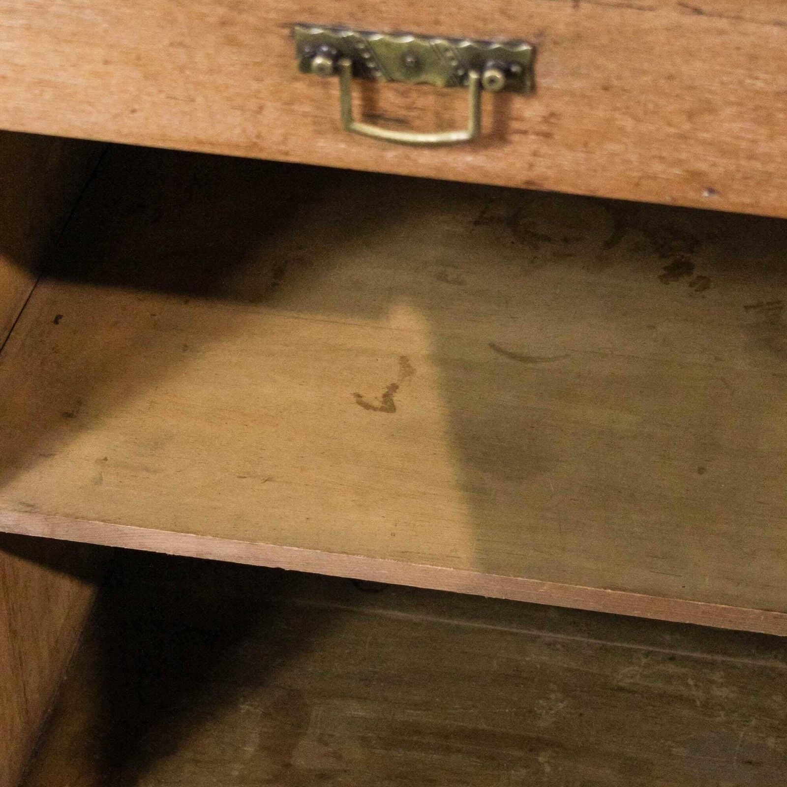 Antique Victorian Ash Sideboard | Antique Side Table | Antique Table | Victorian Antiques | Oak Tables photo vinterior