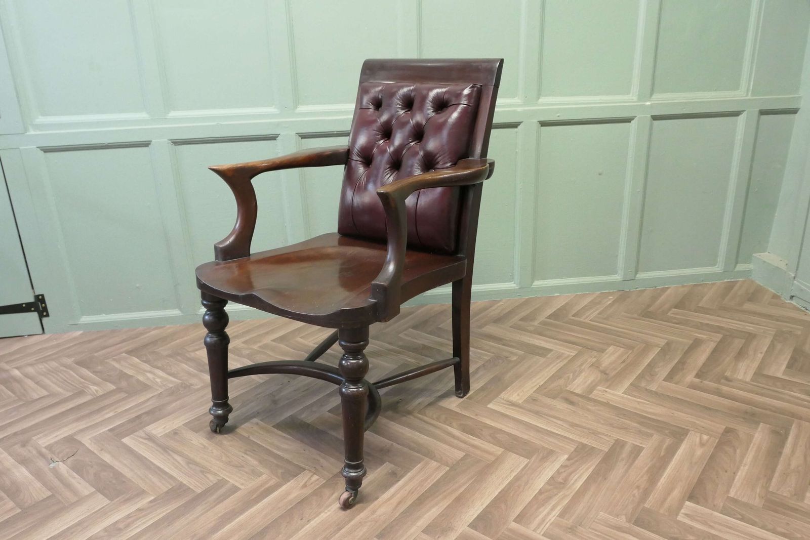 A Rare English Georgian Button Back Desk Chair photo vinterior