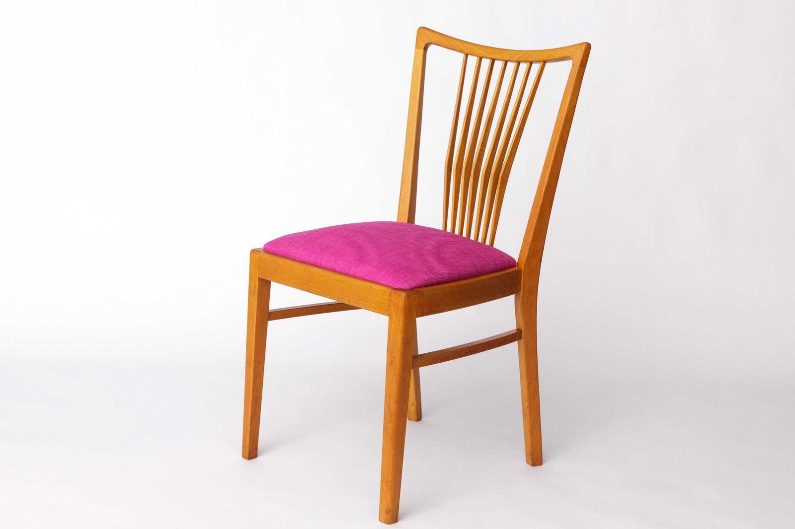 Vintage Magenta Upholstered Beech Dining Chair – Germany, 1960s–1970s photo 163.0