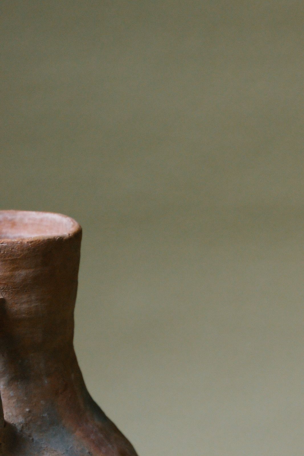 Earthenware Water Dispenser With Rustic Tap photo buy