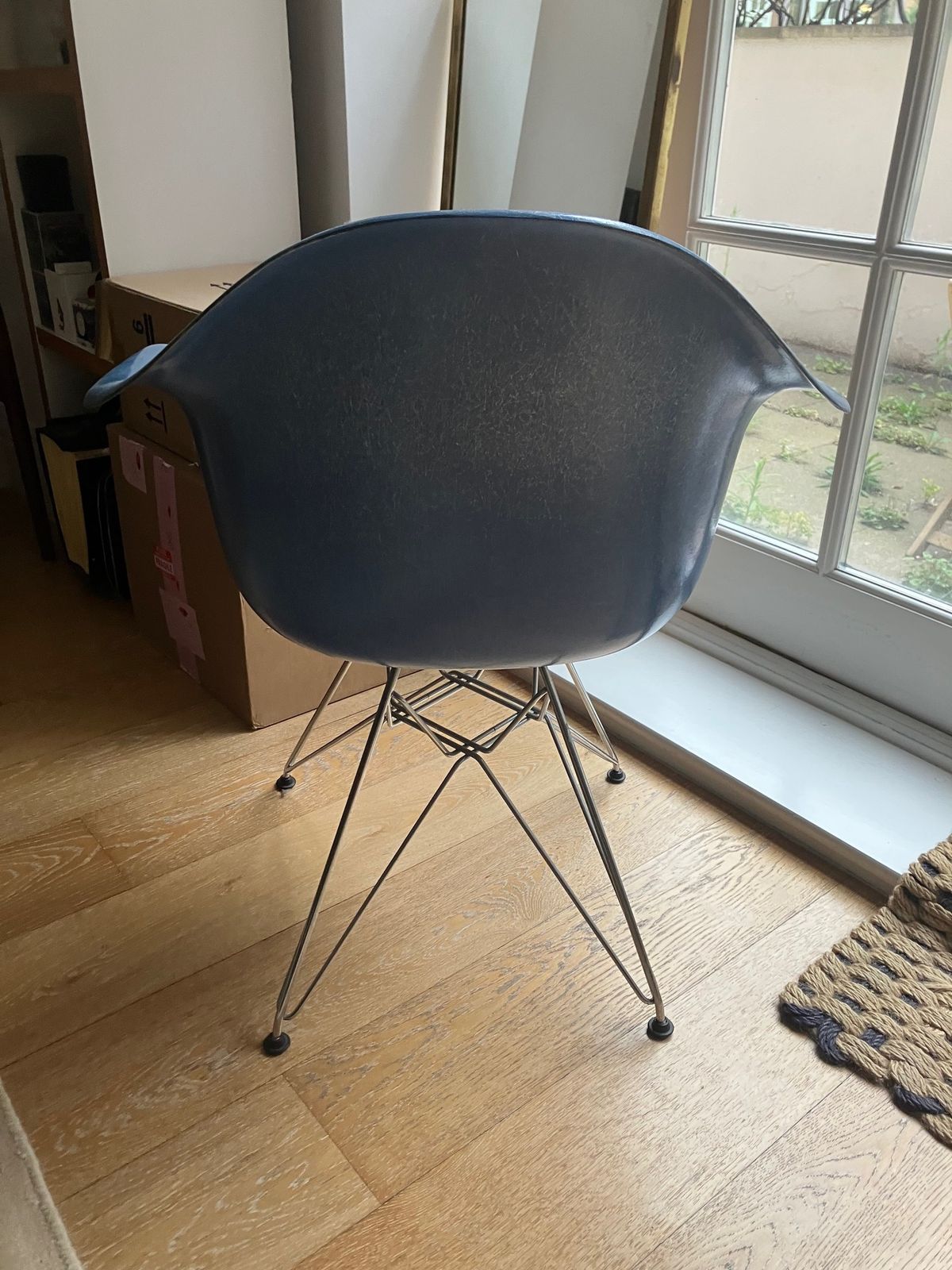 Eames Moulded Fibreglass Armchair With Eiffel Tower Base In Duck Egg Blue photo Furniture