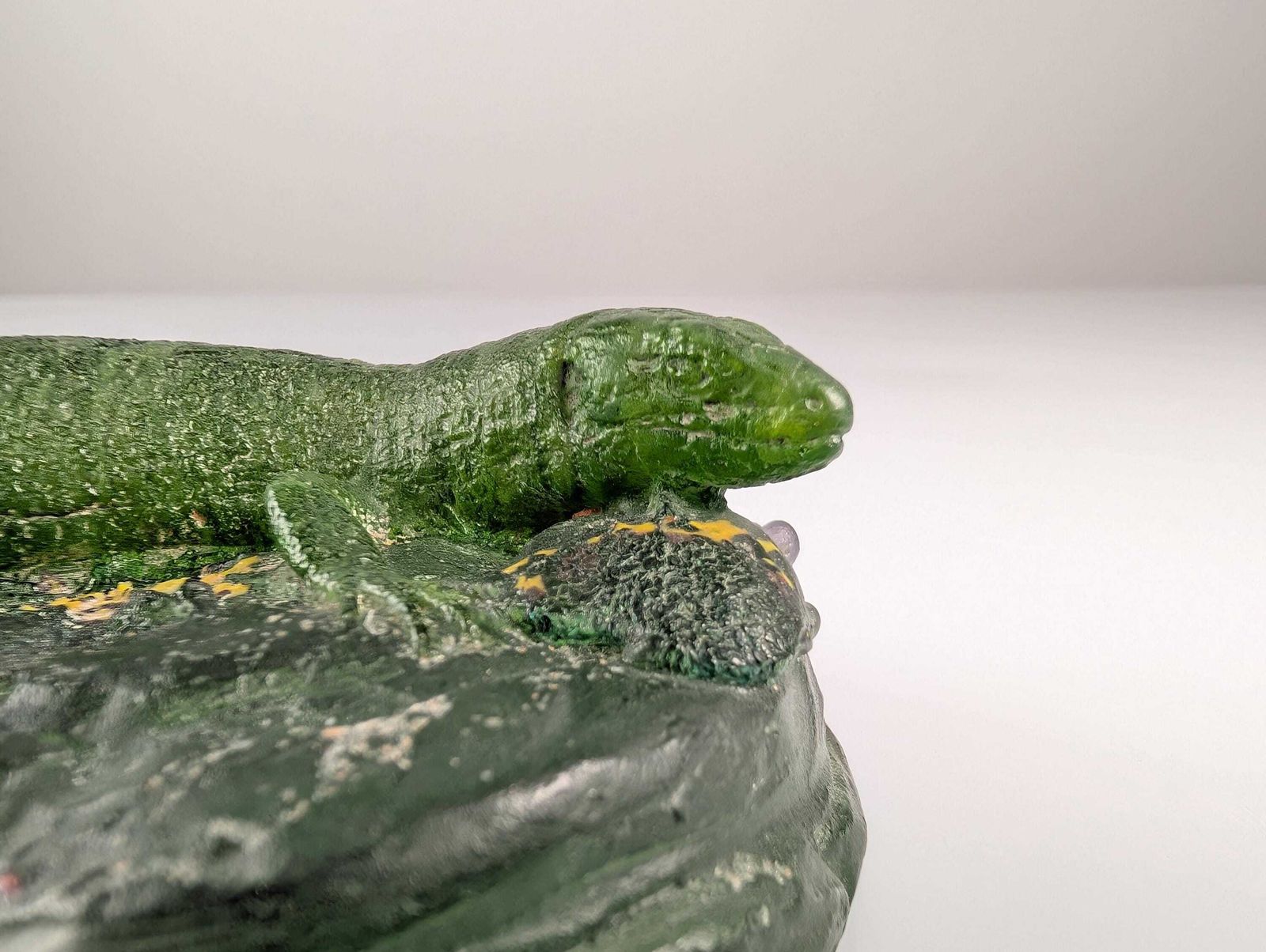Lizard Sculpture In Pâte De Verre, France, 1920s, Art Nouveau photo vintage