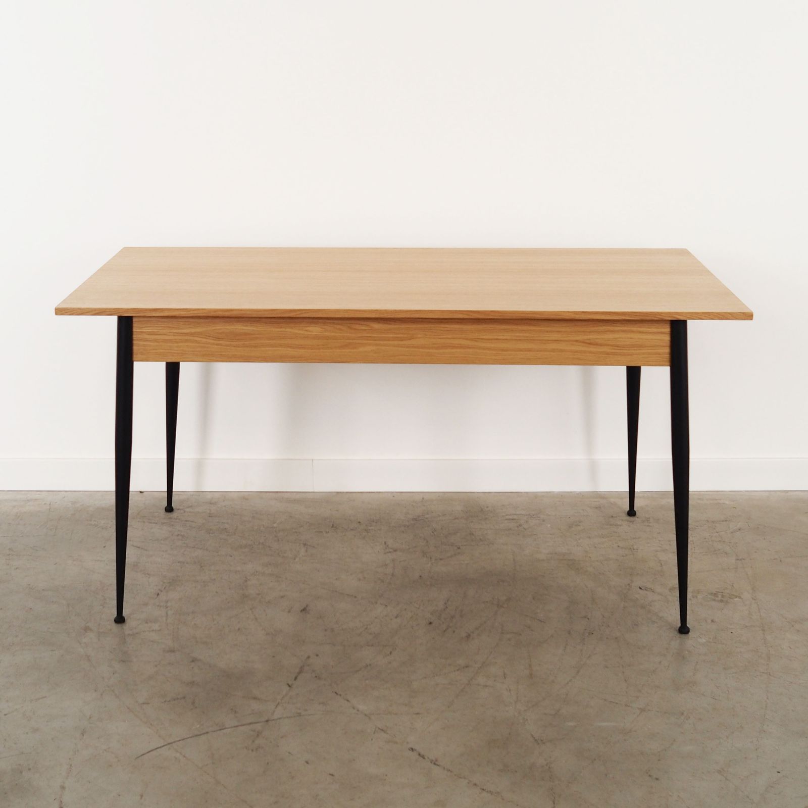 Oak Table, Italian Design, 1980s, Manufacture: Italy photo furniture