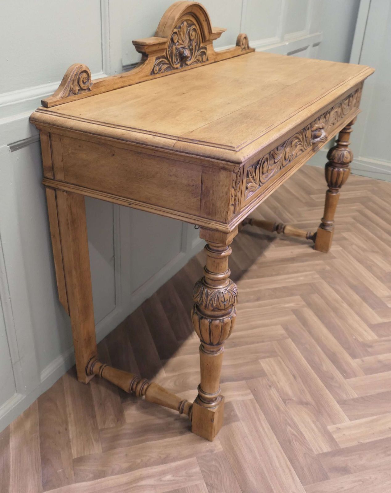 Green Man Carved Golden Oak Hall Table photo vinterior