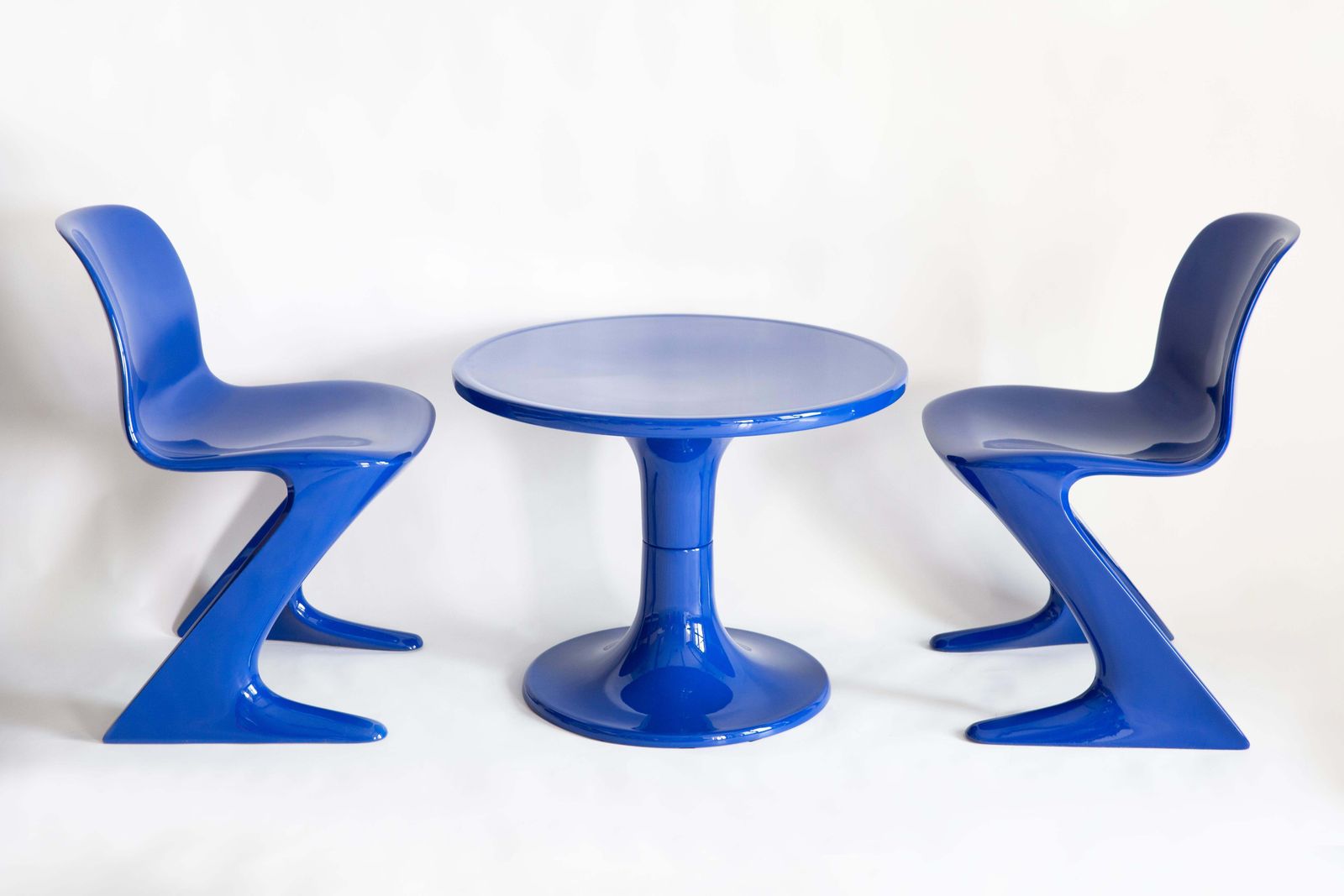 Set Of Two Mid Century Kangaroo Chairs And Table, Ernst Moeckl, Germany, 1968 photo 2641.0