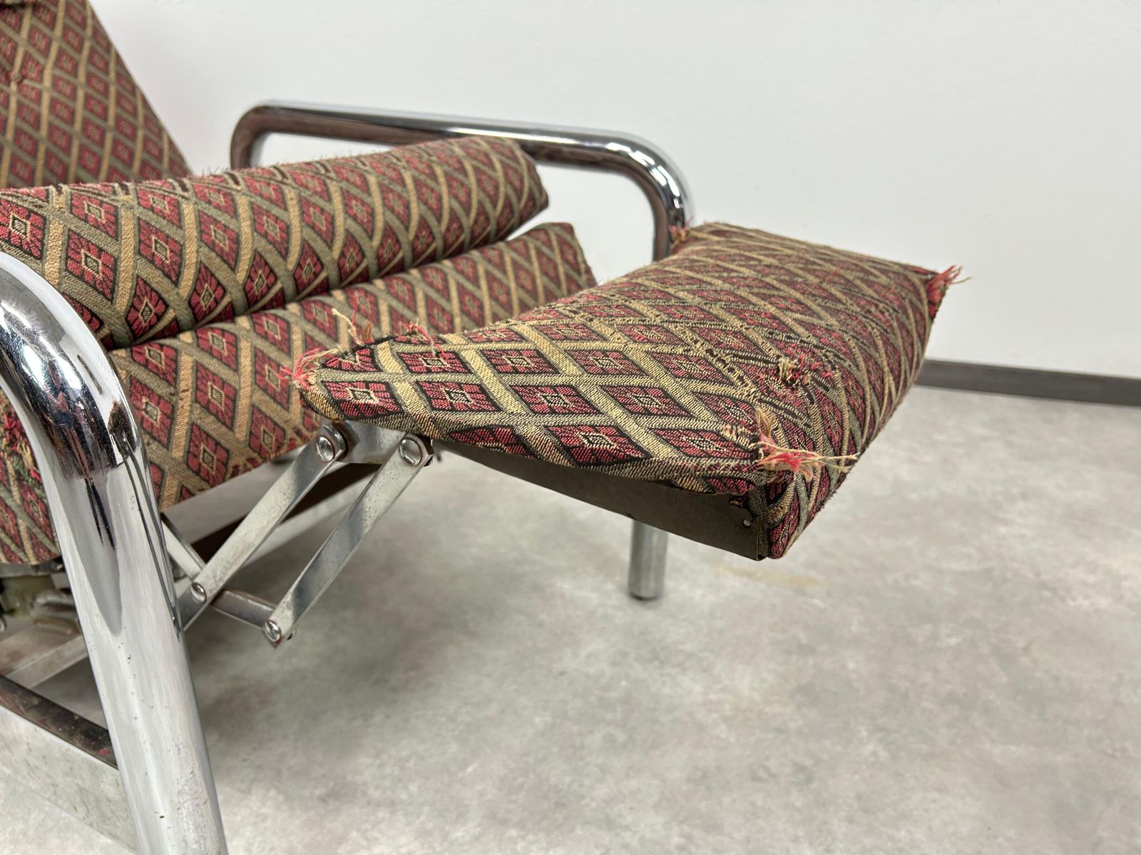 Vintage Tubular Chrome Recliner By Milo Baughman For James Inc./Thayer Coggin photo 2113.0