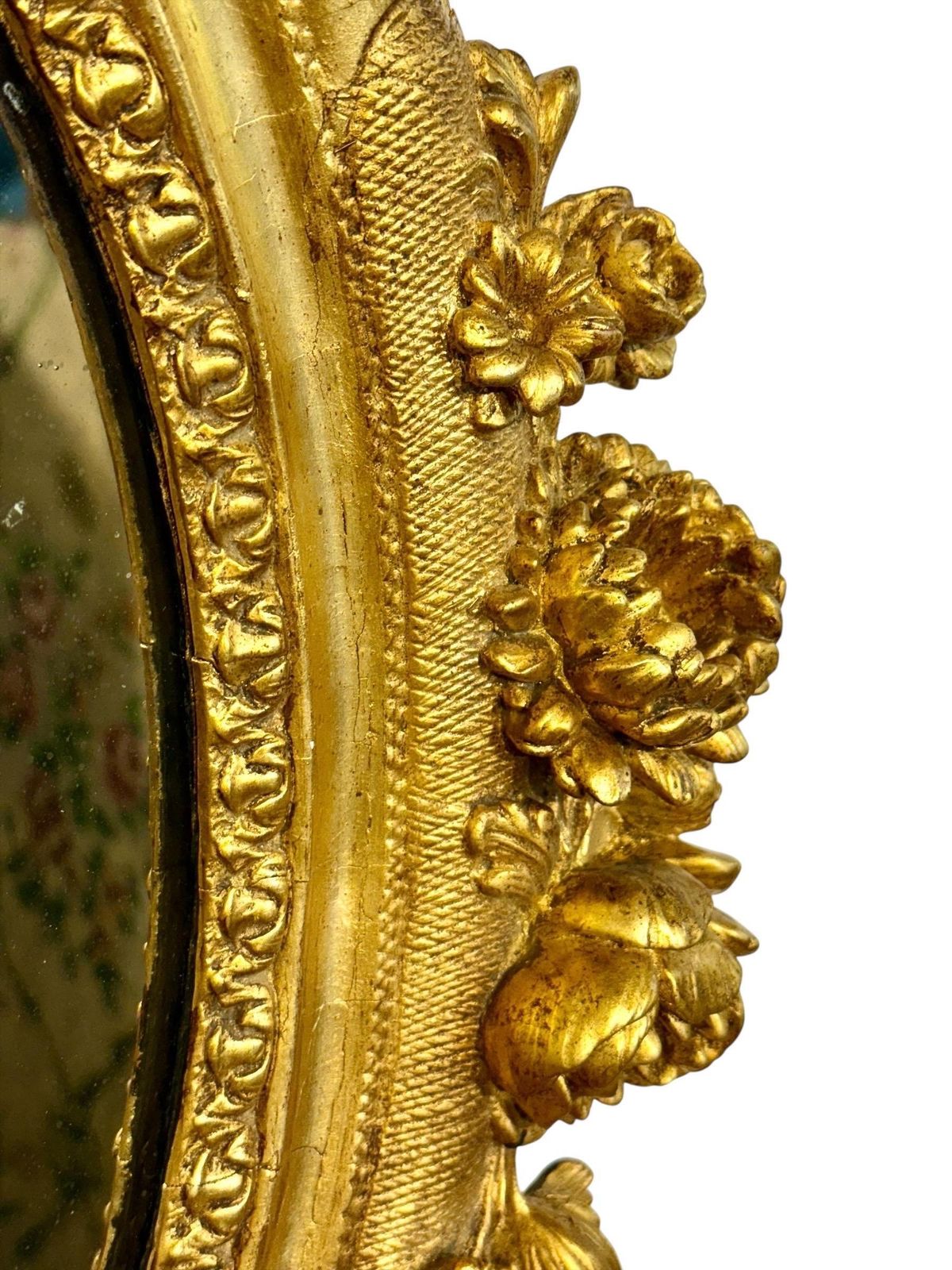 Antique Louis XVI Giltwood Oval Mirror With Floral Carving photo vinterior
