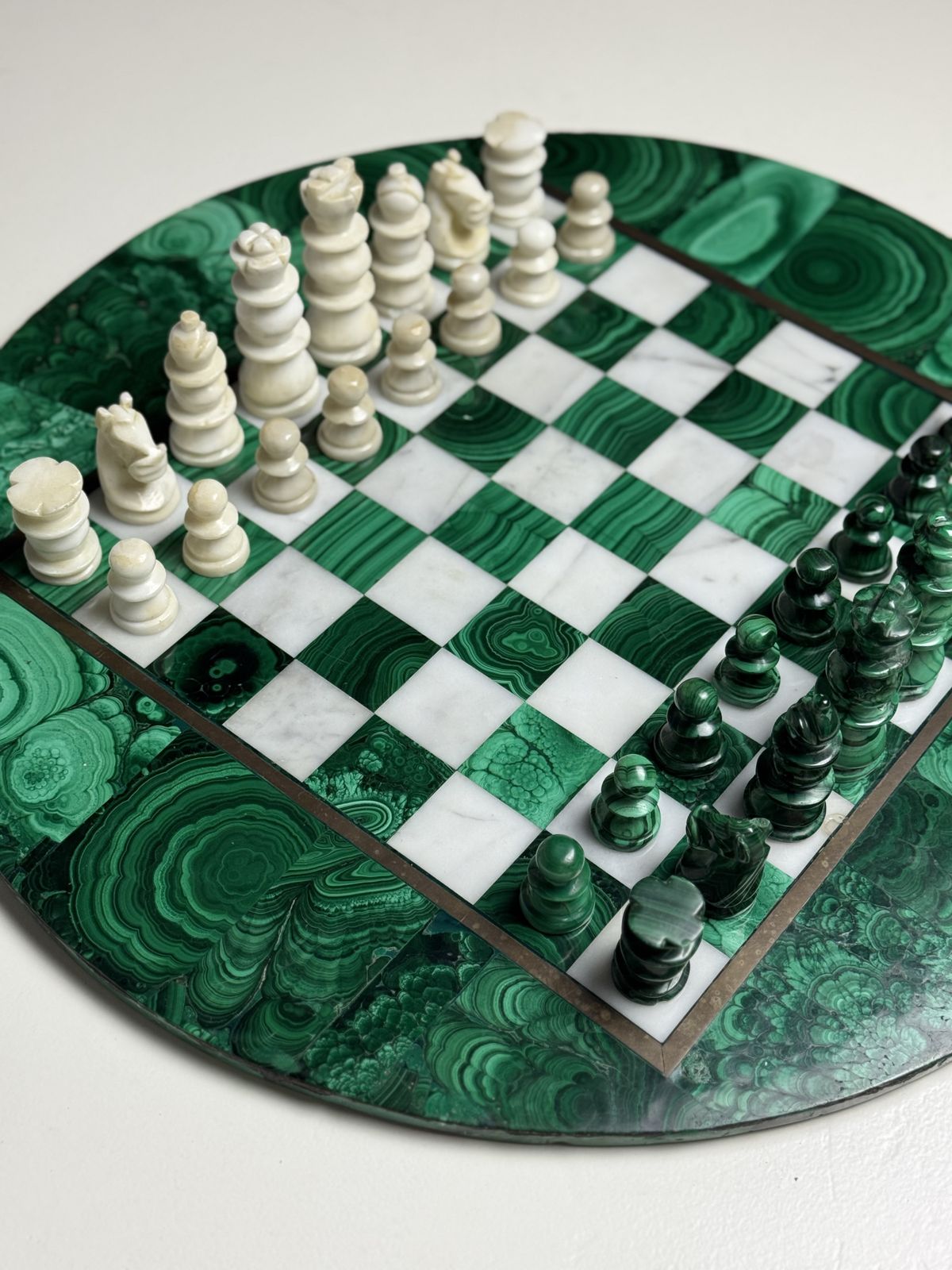 photo furniture Malachite Chess Set 1960 Congo