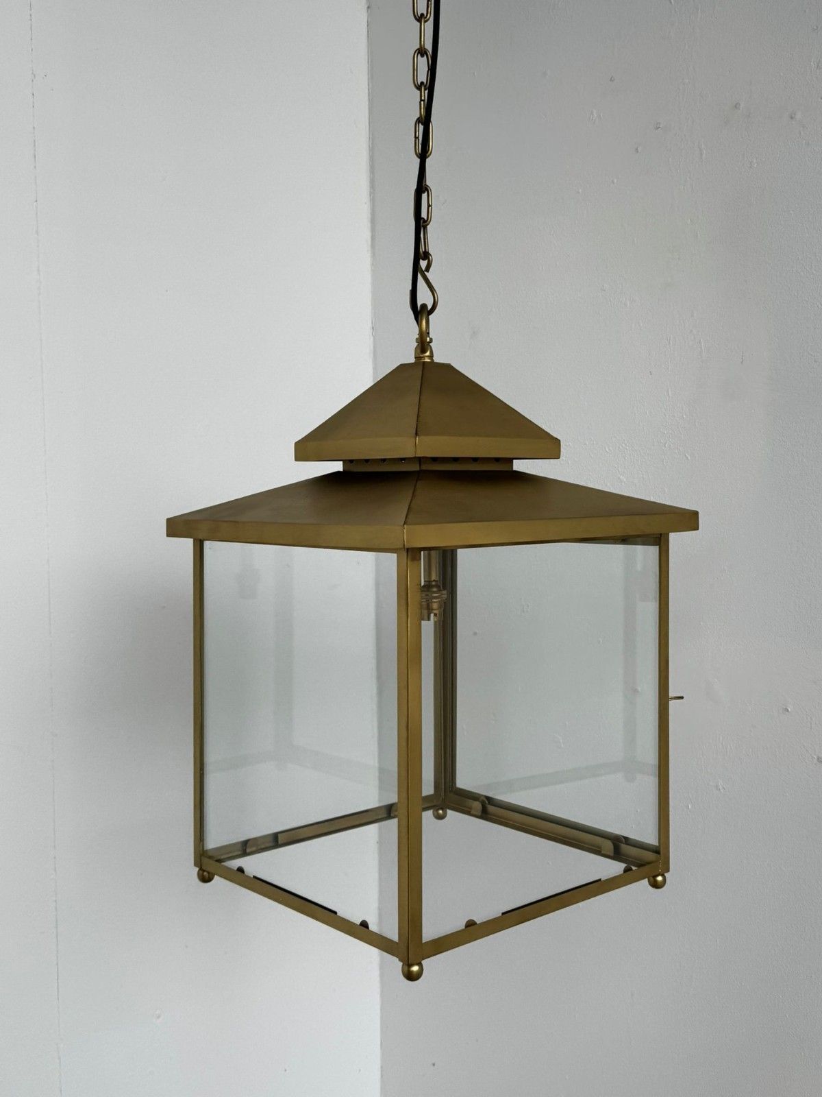 Vintage 1950 S Quality Brass Porch Lantern Delivery Available Uk 0108. photo furniture