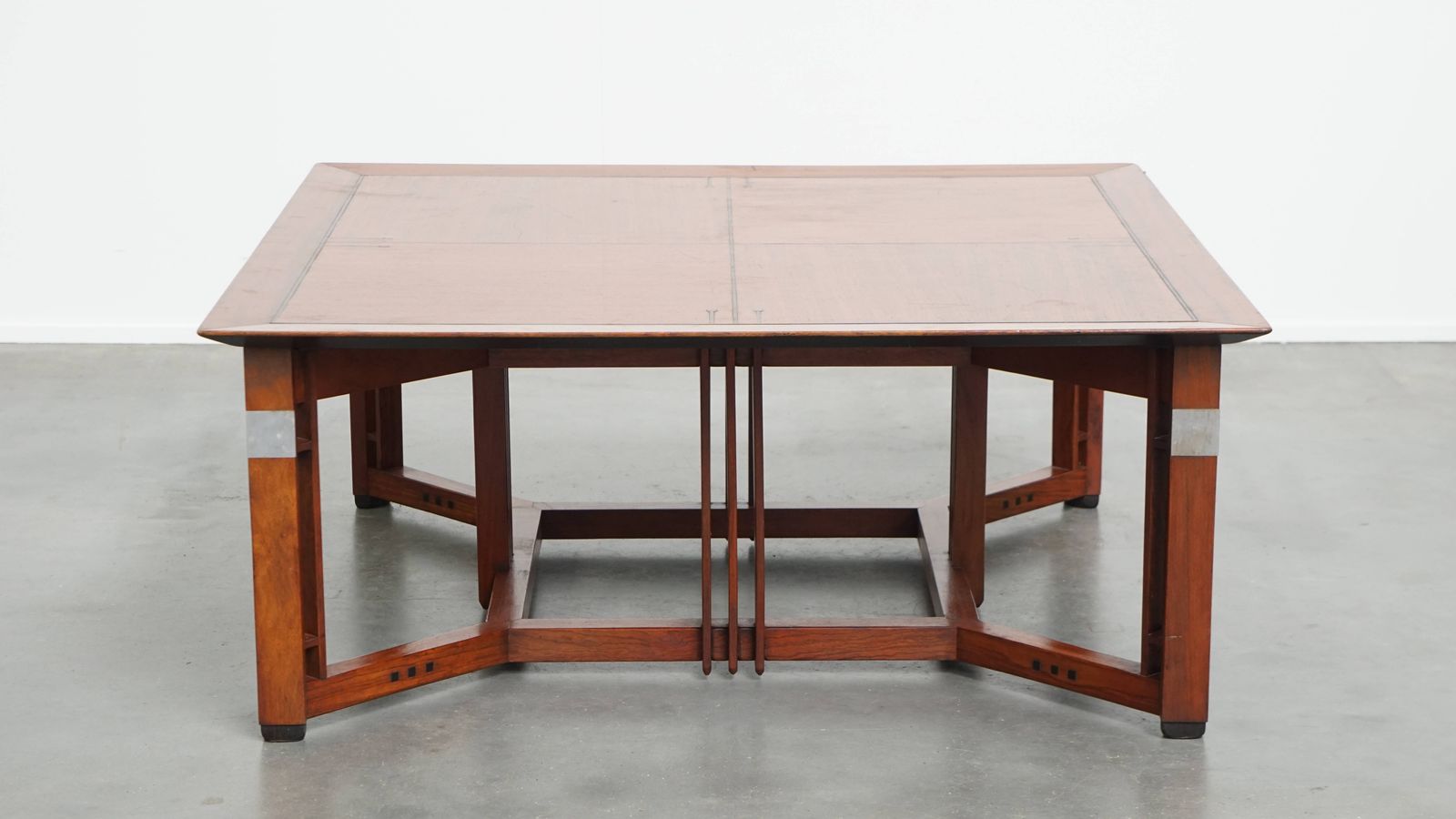 Grote Vierkante Art Deco Salontafel photo furniture