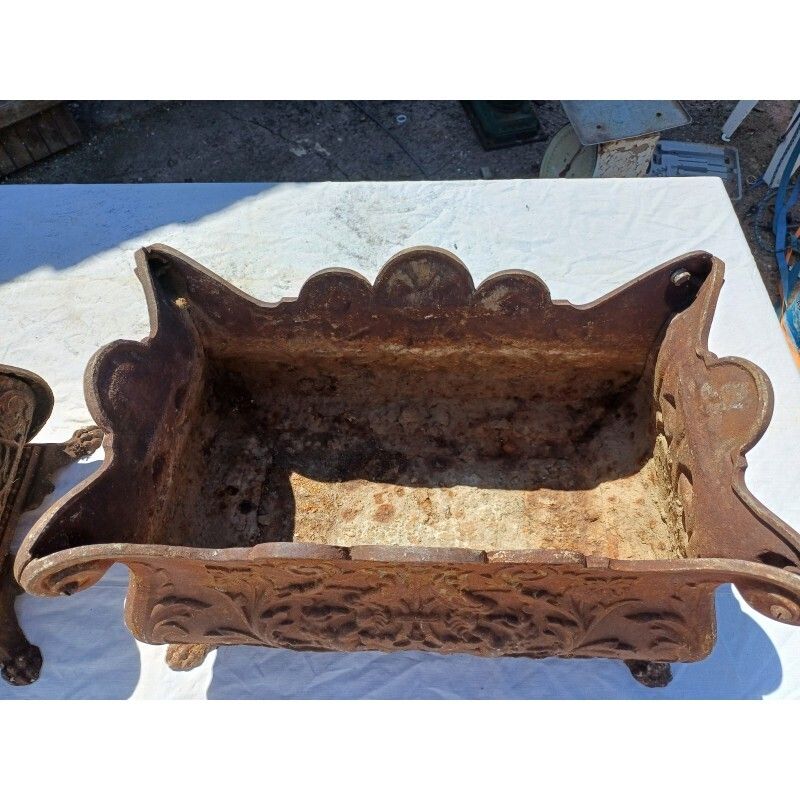 Pair Of 1900 Cast Iron Planters From Charleville Mézières In Rocaille Style photo furniture