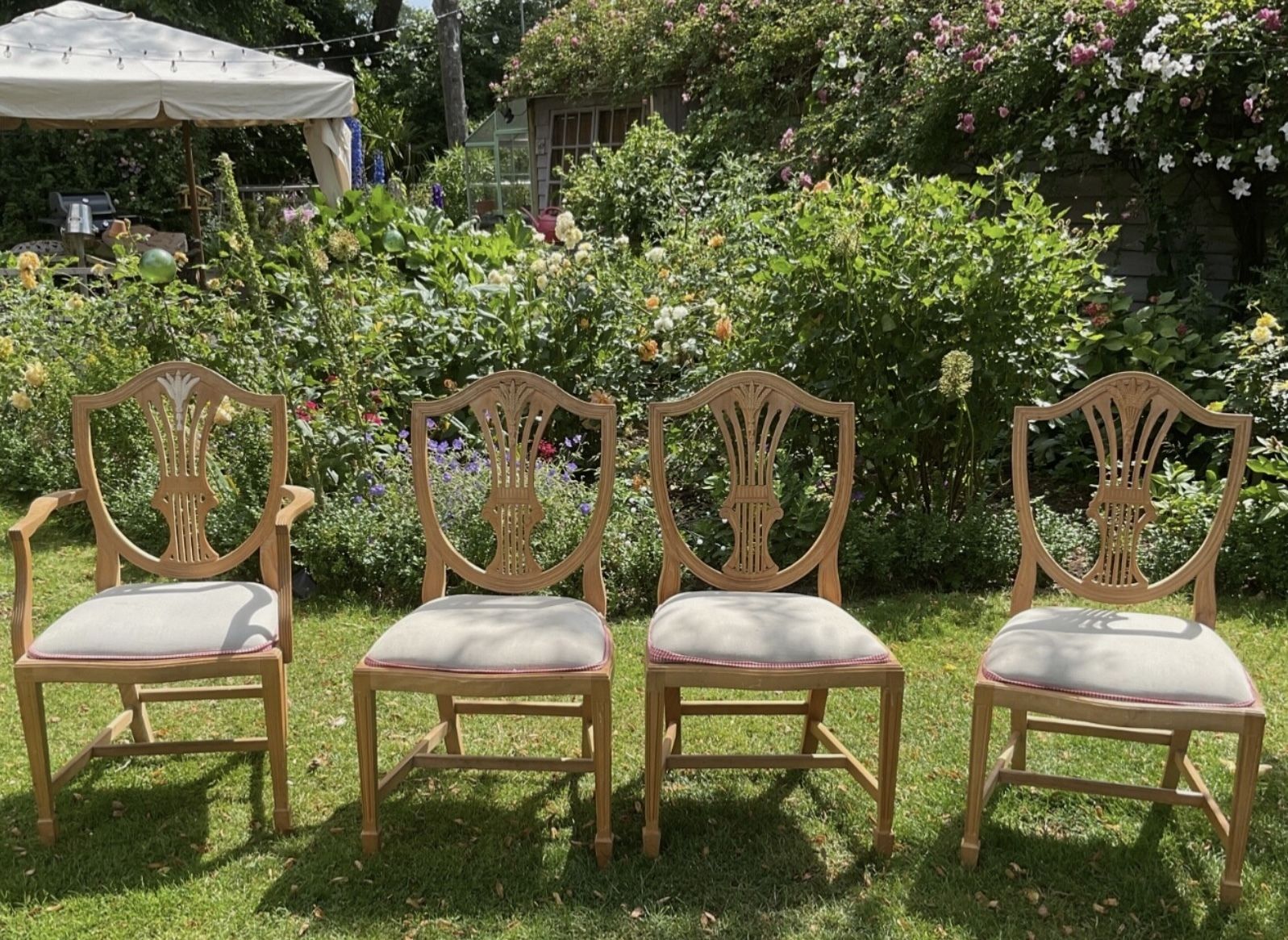 X4 Bradley’s Solid Hardwood Chairs X3 & Carver Classic Furniture photo vinterior