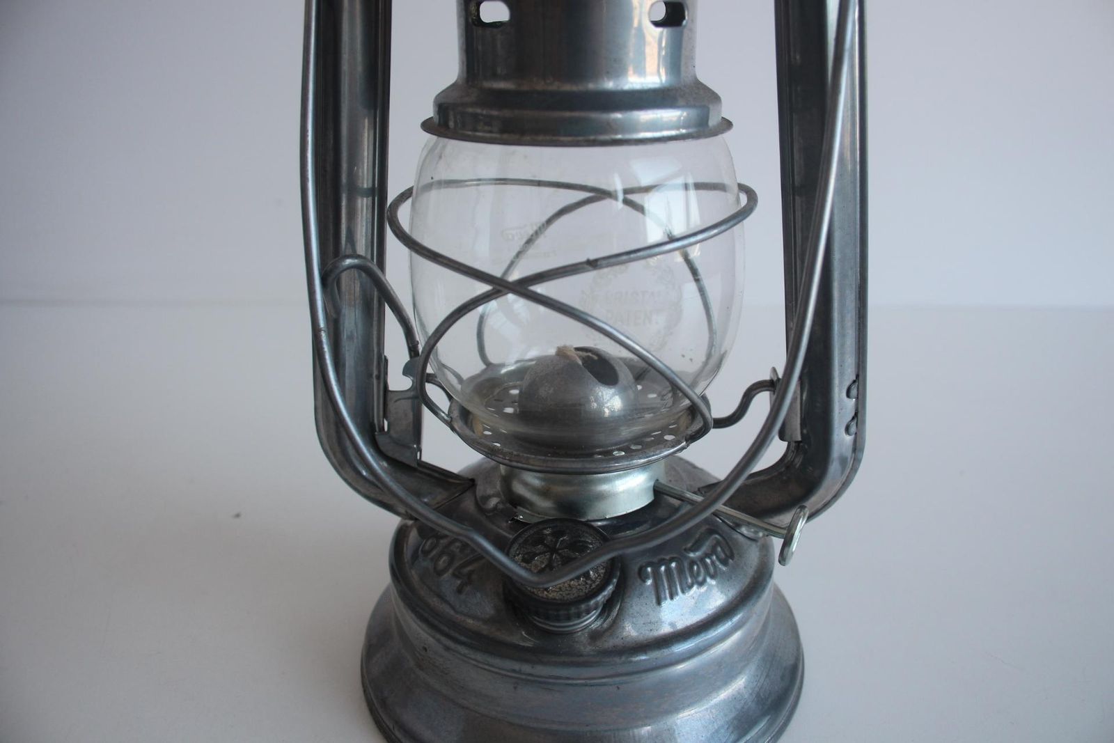 photo furniture Vintage kerosinelamp, Meva, model 864, ca. 1960