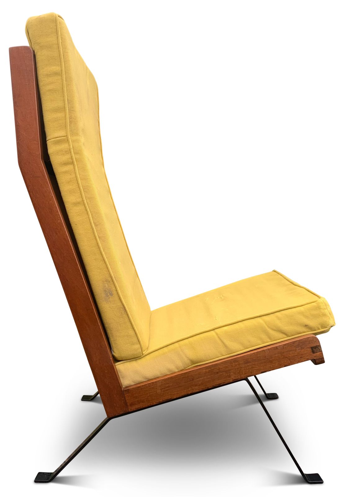 5000.0 A Rare Pair Of Mid Century Teak & Ebonised Steel Shell Chairs With Upholstered Cushions In The Style Of The Designs Of Gerrit Rietveld & Joseph Andre photo