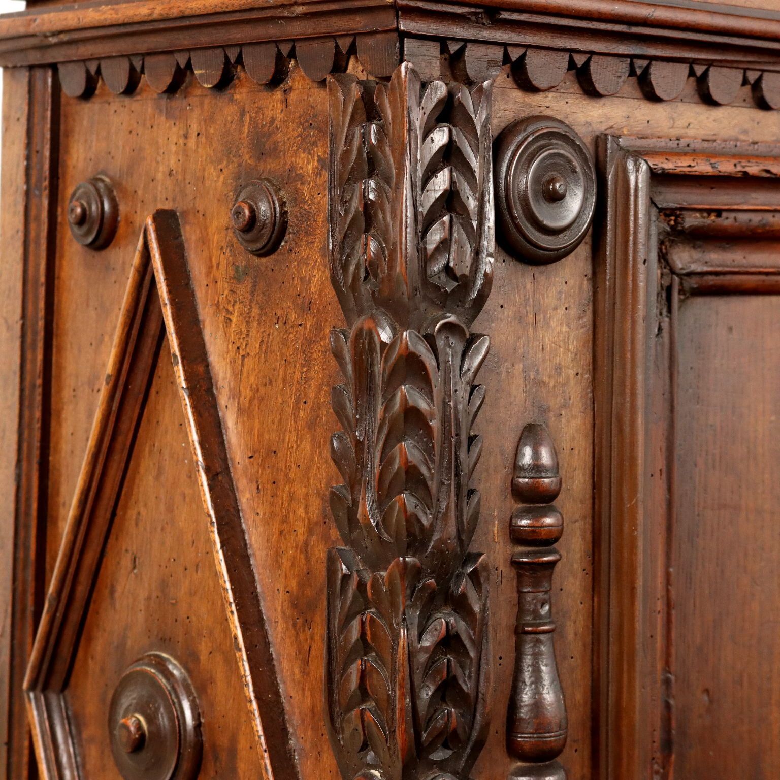 Baroque Chest Walnut Chestnut Italy XVIII Century photo buy