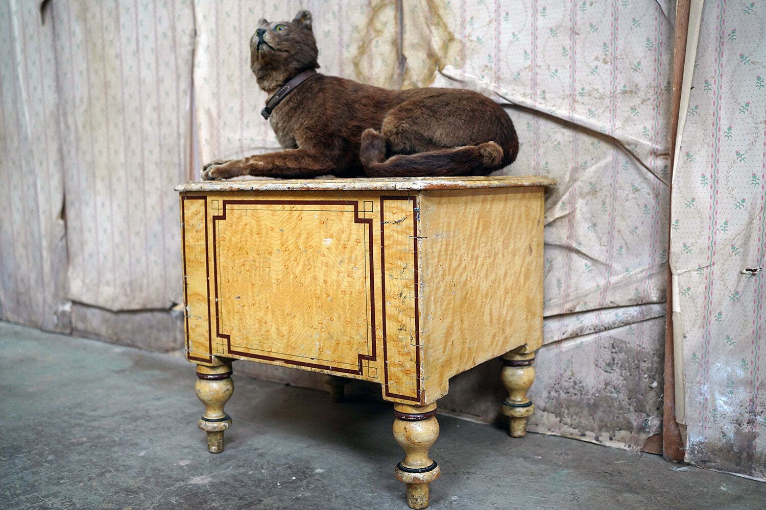 An Early Victorian Birdseye Maple Simulated Painted Pine Commode C.1840 50
