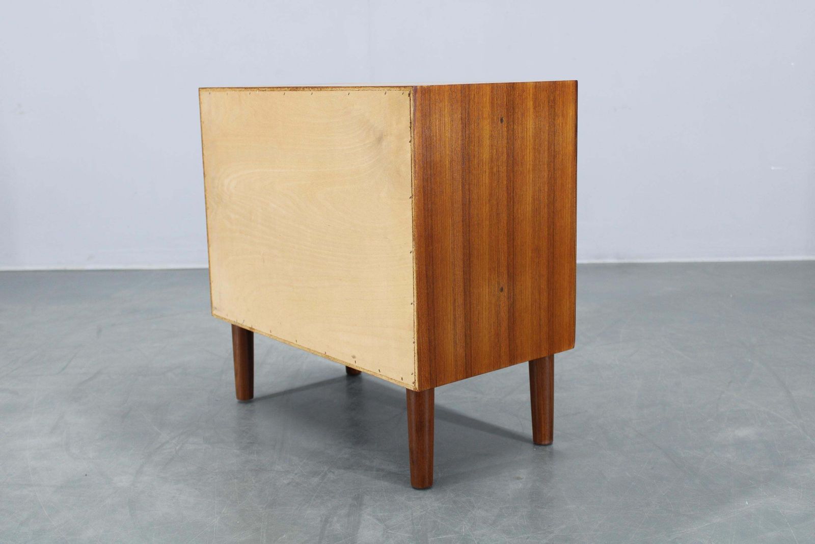 photo furniture 1960s Teak Chest Of Drawers, Denmark
