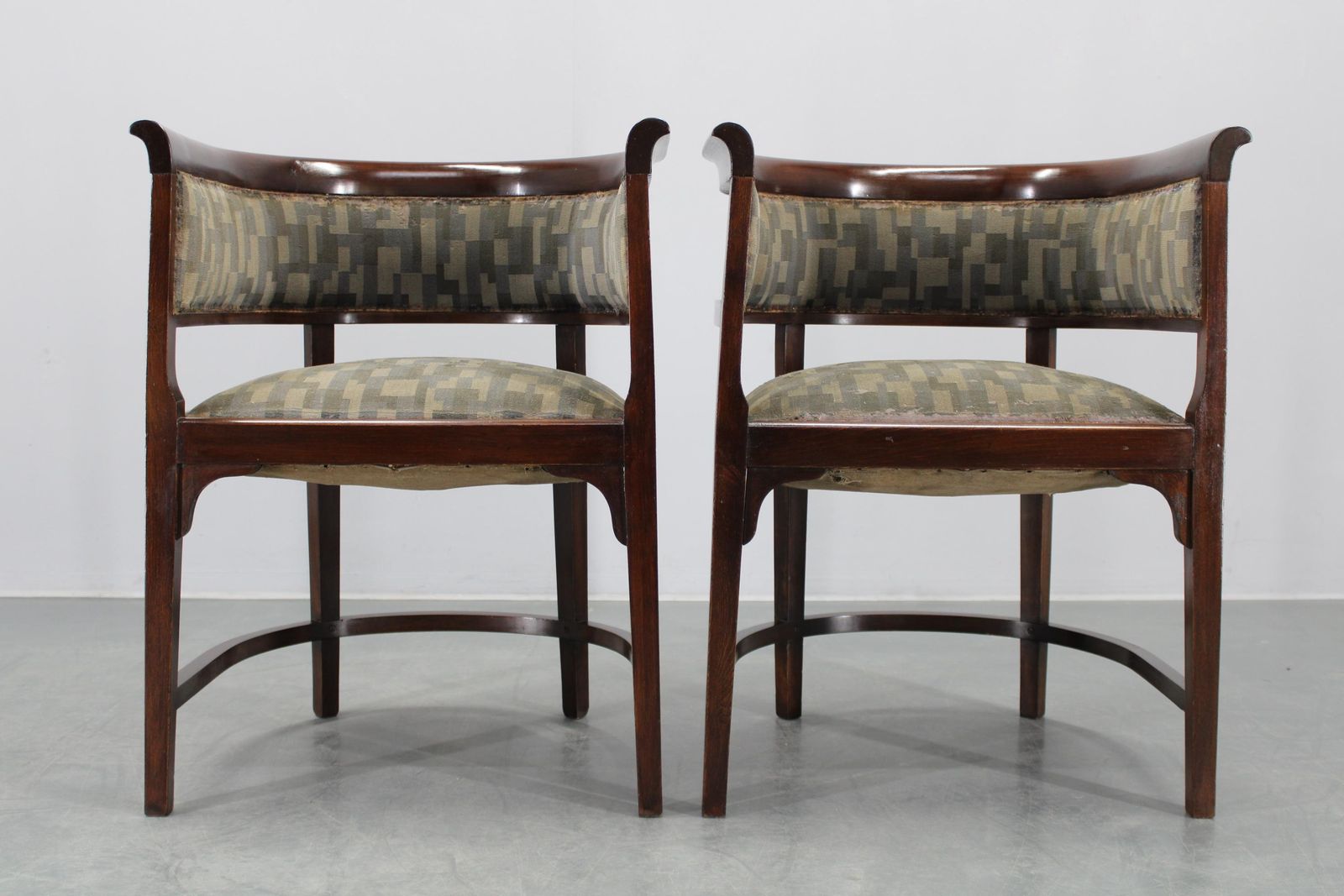 1920s Pair Of Bentwood Armchairs, Czechoslovakia photo furniture