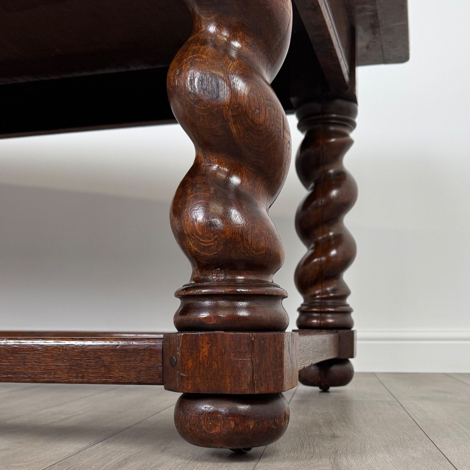 Antique 19th Century Barley Twist Dining Table In Oak photo vinterior