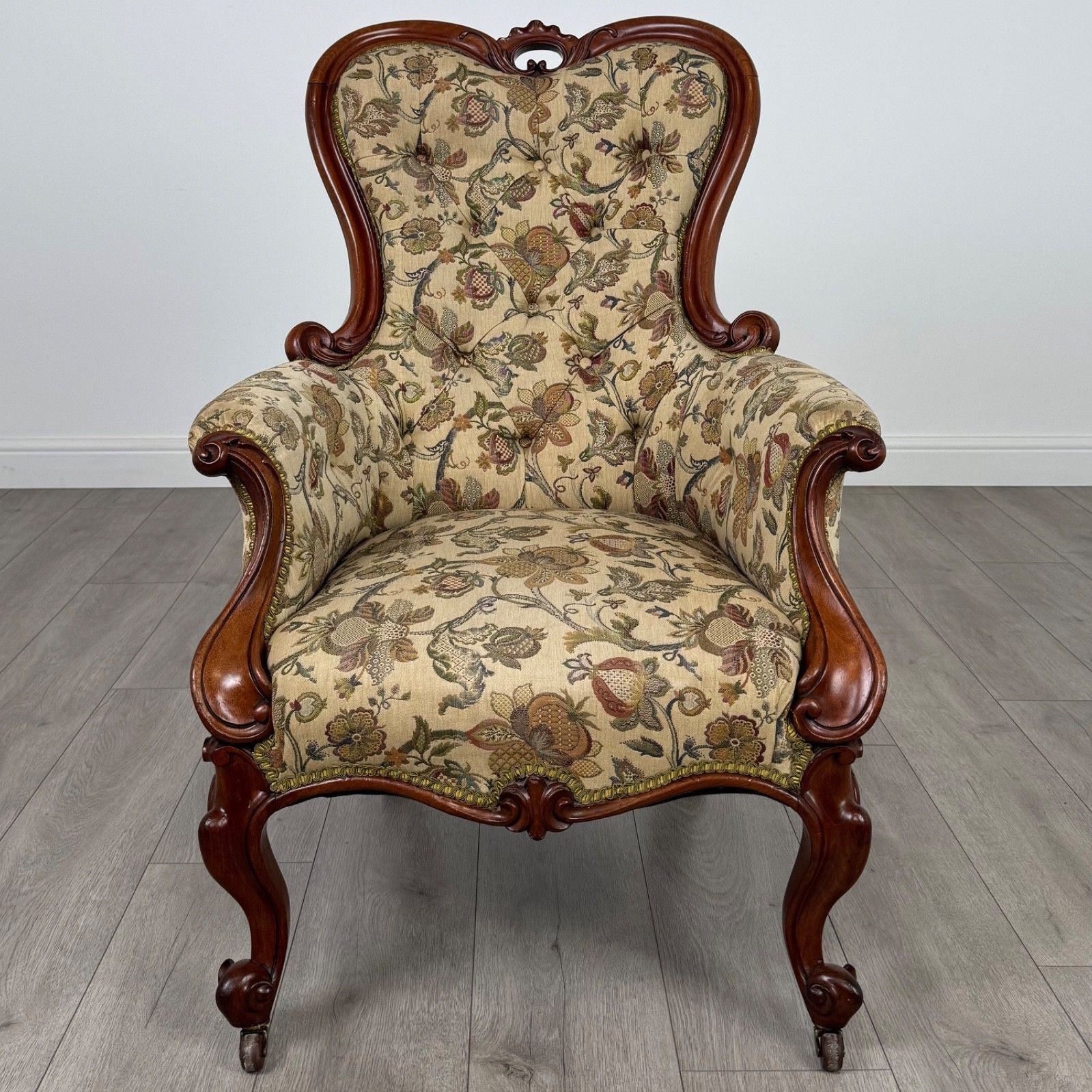 Antique 19th Century Fine Quality Armchair In Walnut photo vintage